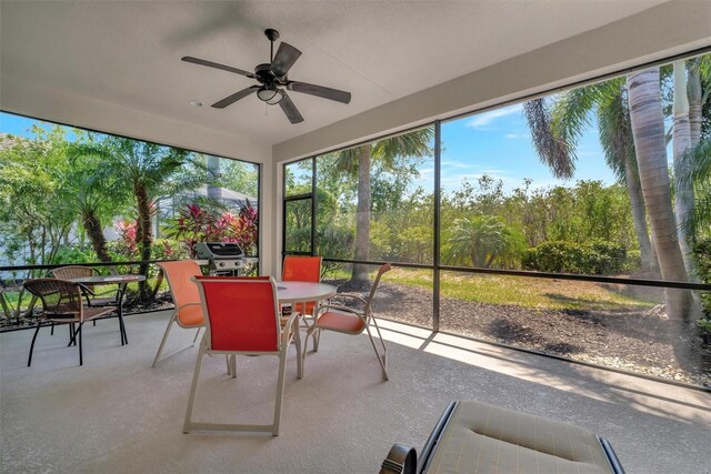 5009 Lake Overlook Ave, Bradenton, FL 34208 - sunroom / solarium featuring outdoor dining space and a ceiling fan