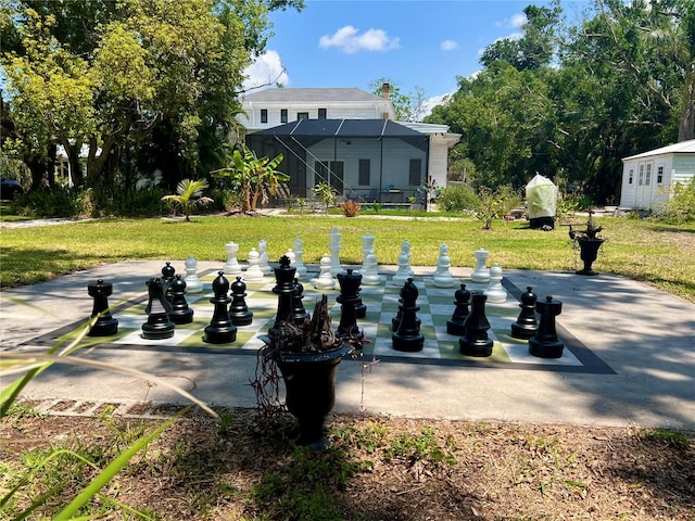 2326 2nd Ave E, Bradenton, FL 34208 - surrounding community featuring a lawn