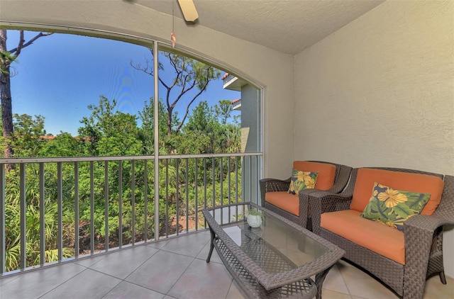balcony with a ceiling fan