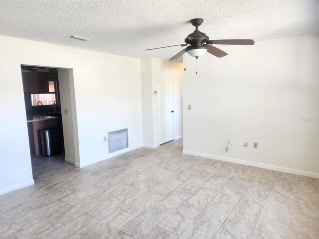 4058 Gatewood Dr, Sarasota, FL 34232 - photo 5