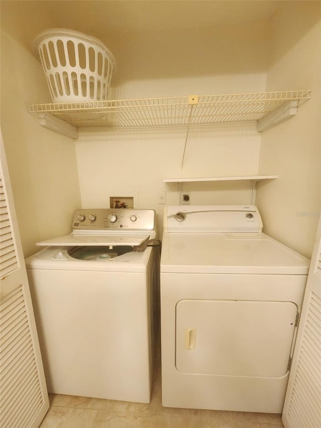 4058 Gatewood Dr, Sarasota, FL 34232 - photo 24