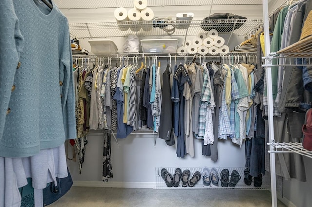 1322 Millbrook Cir, Bradenton, FL 34212 - view of spacious closet