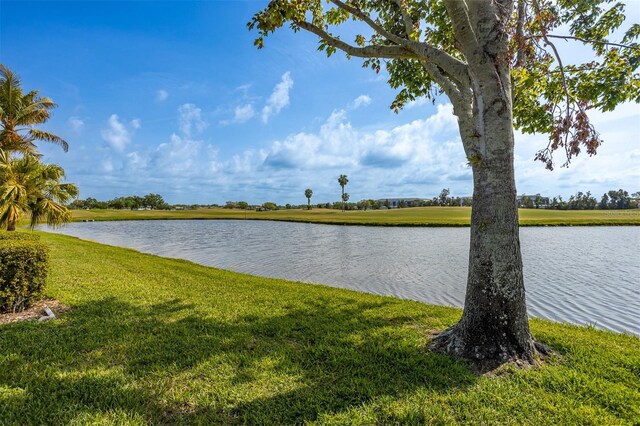 1322 Millbrook Cir, Bradenton, FL 34212 - view of water feature