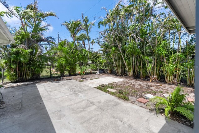 609 Glen Oak Rd, Venice, FL 34293 - photo 27