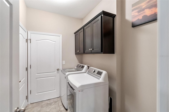 6124 35th Ct E, Bradenton, FL 34203 - laundry area with separate washer and dryer and cabinet space