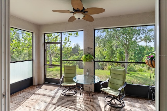 6124 35th Ct E, Bradenton, FL 34203 - sunroom / solarium with ceiling fan