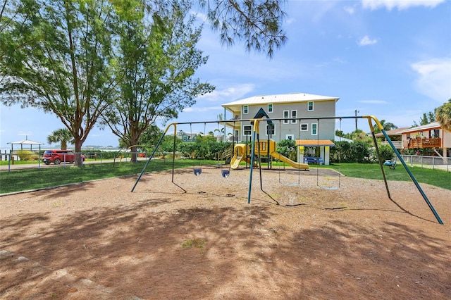 526 56th St, Holmes Beach, FL 34217 - community play area with fence