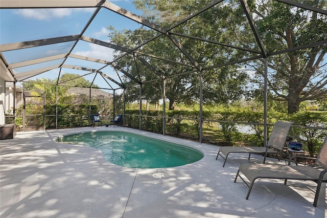 5023 Brickell Park Cv, Bradenton, FL 34211 - outdoor pool featuring a patio