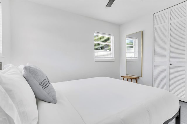 1921 Fern Ave, Sarasota, FL 34235 - bedroom featuring a closet and ceiling fan