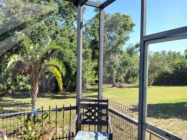6631 63rd Ter E, Bradenton, FL 34203 - view of patio / terrace with view of wooded area