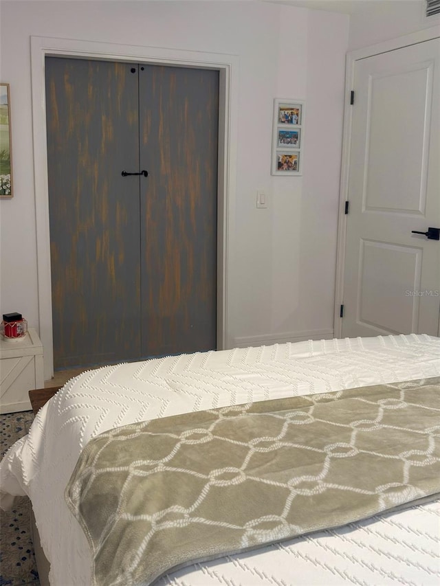 bedroom featuring a closet