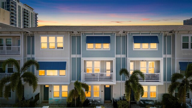 845 Burlington Ave N, Saint Petersburg, FL 33701 - photo 2