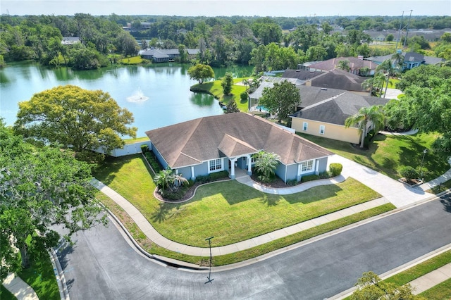 5810 Lake Victoria Dr, Lakeland, FL 33813 - drone / aerial view with a water view