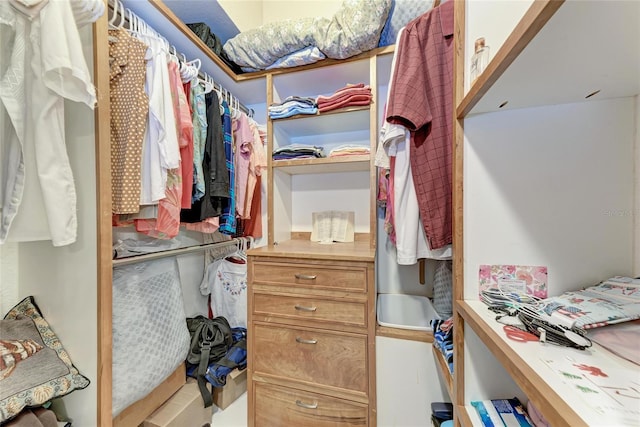 1631 Madison Ave, North Port, FL 34286 - view of walk in closet