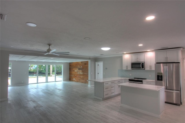 306 Island Cir, Sarasota, FL 34242 - photo 6
