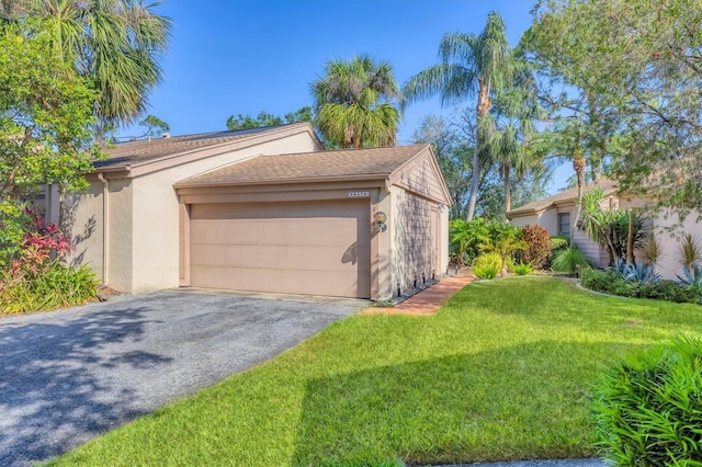 4947 Greencroft Rd Unit 175, Sarasota, FL 34235 - garage with driveway