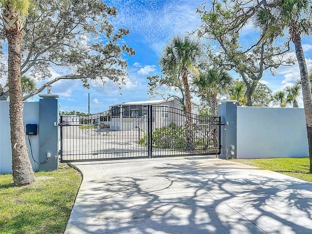 2424 Bay Dr Unit 2424/2426, Bradenton, FL 34207 - photo 2