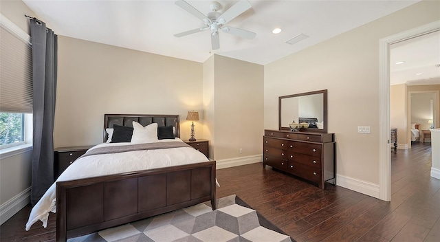 bedroom with visible vents, hardwood / wood-style floors, baseboards, ceiling fan, and recessed lighting