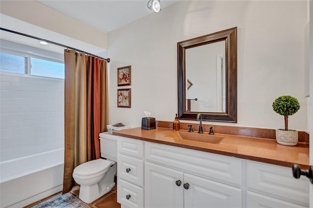 3978 Lemonwood Dr, Sarasota, FL 34232 - bathroom featuring toilet, shower / bathtub combination with curtain, and vanity