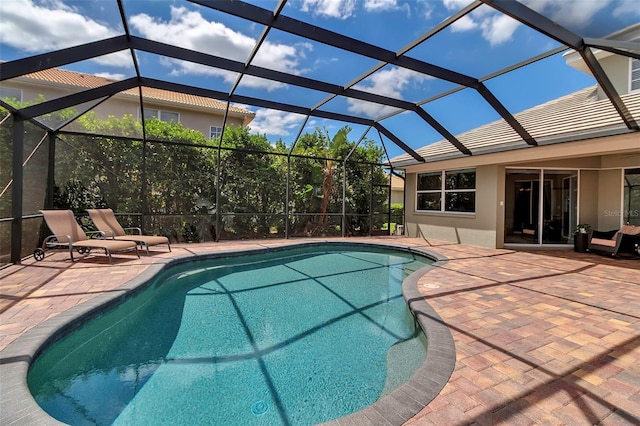 3738 Eagle Hammock Dr, Sarasota, FL 34240 - pool with a patio area and a lanai