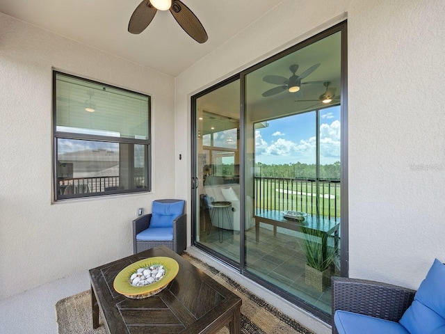 view of patio with a ceiling fan