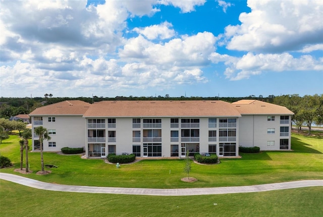 9630 Club S Cir Unit 6201, Sarasota, FL 34238 - view of building exterior
