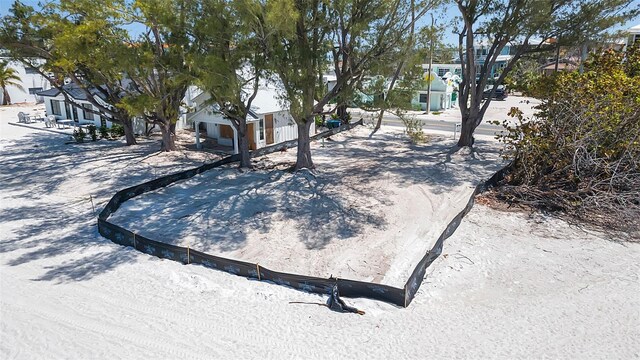 2214 Gulf Dr N, Bradenton Beach, FL 34217