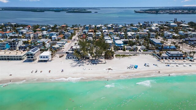 2214 Gulf Dr N, Bradenton Beach, FL 34217
