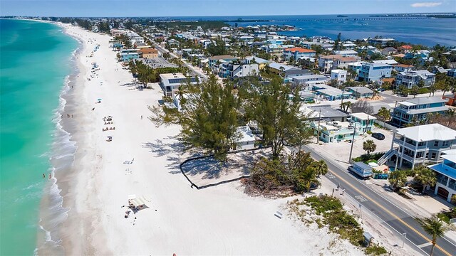 2214 Gulf Dr N, Bradenton Beach, FL 34217