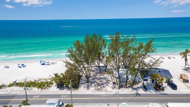 2214 Gulf Dr N, Bradenton Beach, FL 34217