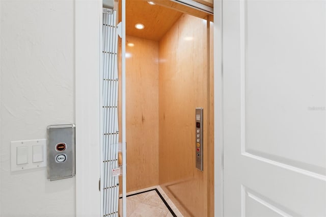 7118 Hawks Harbor Cir, Bradenton, FL 34207 - details with recessed lighting and elevator