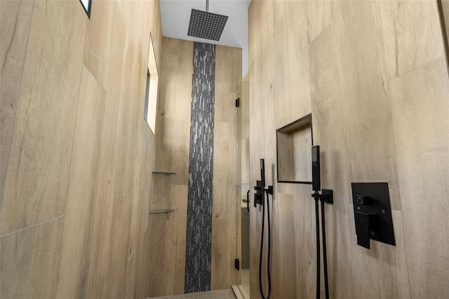 3724 SW 3rd St, Cape Coral, FL 33991 - bathroom featuring a tile shower