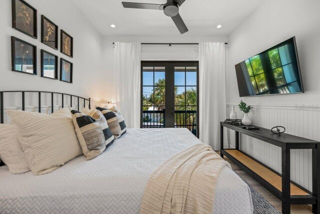 89 Avenida Messina, Sarasota, FL 34242 - bedroom featuring ceiling fan, access to outside, wood finished floors, and recessed lighting