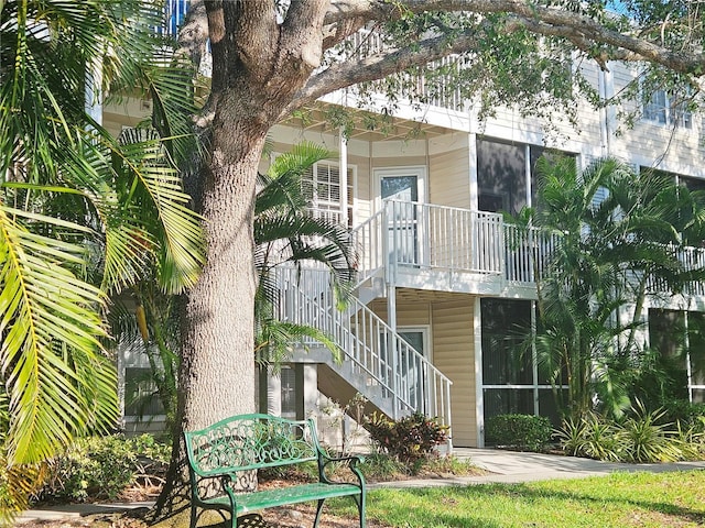 850 S Tamiami Trl Unit 529, Sarasota, FL 34236 - view of building exterior featuring stairs
