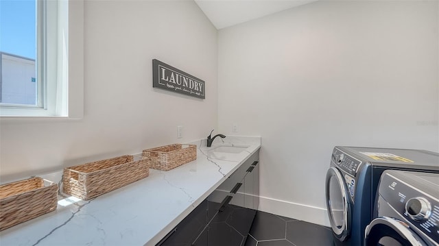 8800 Midnight Pass Rd, Sarasota, FL 34242 - washroom with washer and dryer and a sink