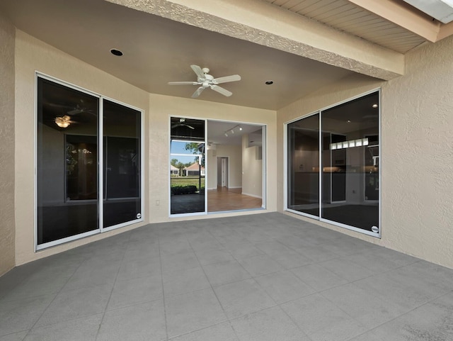 3835 Alamanda Dr, Sarasota, FL 34238 - view of patio / terrace featuring a ceiling fan