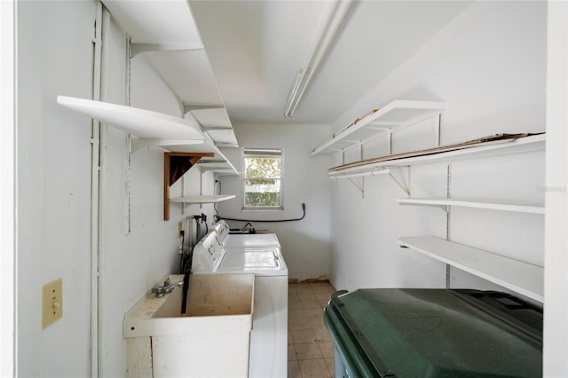 5521 Riverbluff Cir Unit V-10, Sarasota, FL 34231 - washroom featuring washing machine and clothes dryer