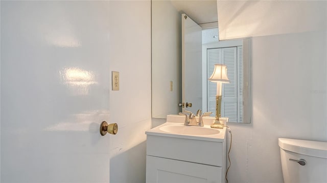 6157 Midnight Pass Rd Unit B42, Sarasota, FL 34242 - bathroom with vanity and toilet
