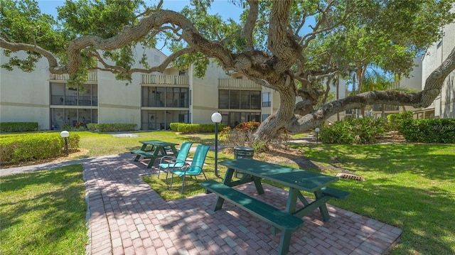 6157 Midnight Pass Rd Unit B42, Sarasota, FL 34242 - surrounding community with a yard