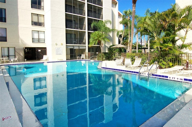 6157 Midnight Pass Rd Unit B42, Sarasota, FL 34242 - pool with fence