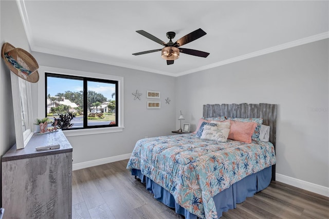 75 Inlets Blvd Unit 75, Nokomis, FL 34275 - bedroom with baseboards, wood finished floors, ceiling fan, and crown molding