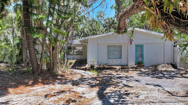 5033 Oxford Dr, Sarasota, FL 34242 - photo 17