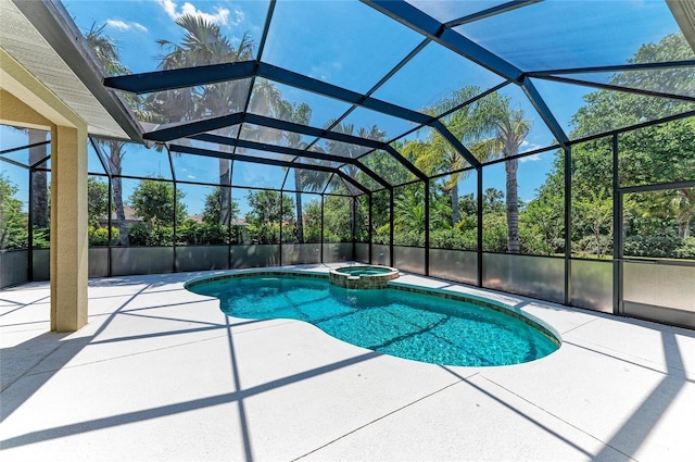 12838 Daisy Pl, Bradenton, FL 34212 - view of pool with a patio, a pool with connected hot tub, and glass enclosure