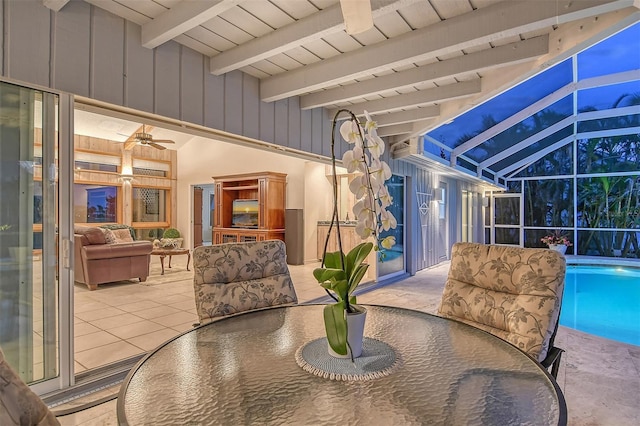 621 Ivanhoe Ln, Holmes Beach, FL 34217 - lobby featuring a sunroom