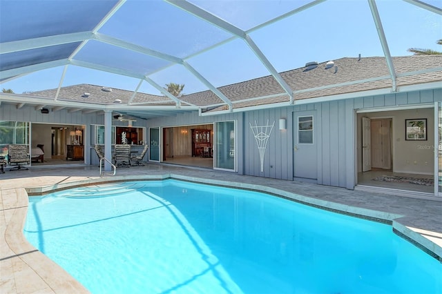 621 Ivanhoe Ln, Holmes Beach, FL 34217 - outdoor pool featuring a patio area, a lanai, and a ceiling fan