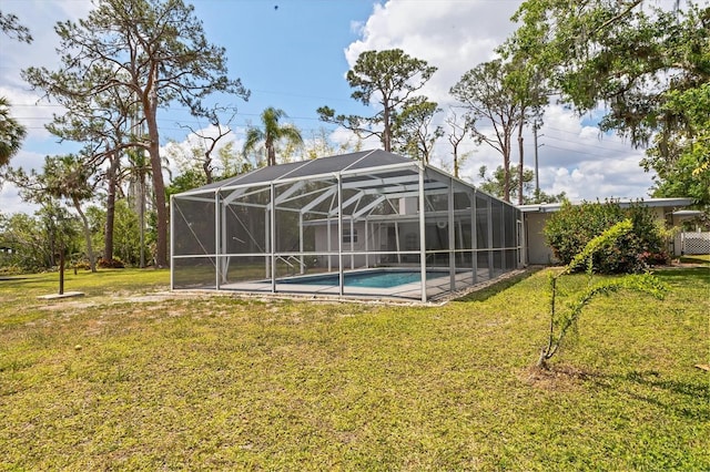 4311 52nd St E, Bradenton, FL 34208 - outdoor pool featuring a lawn and a lanai