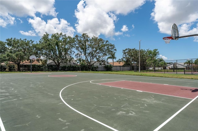 4610 Runabout Way, Bradenton, FL 34203 - view of sport court featuring community basketball court and fence