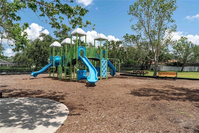 4610 Runabout Way, Bradenton, FL 34203 - community playground featuring fence