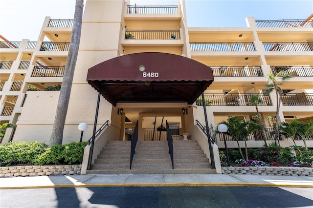6460 Mourning Dove Dr Unit 102, Bradenton, FL 34210 - view of apartment building / complex featuring stairway