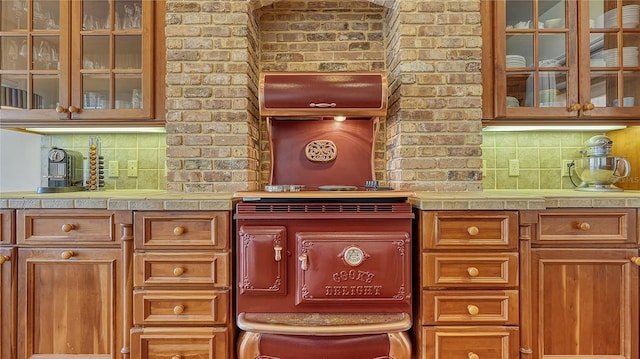 bar with backsplash